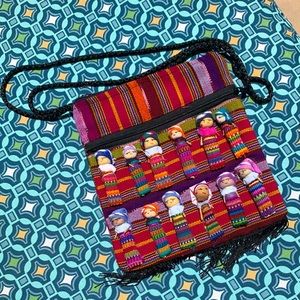 🌎 New Worry People Crossbody 🌎